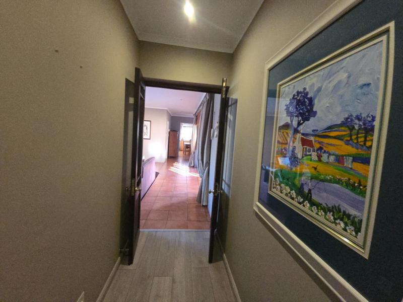 To Let 5 Bedroom Property for Rent in Goedehoop Western Cape